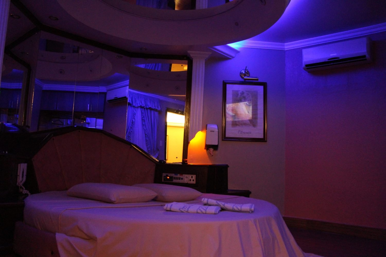 Frisson - Espacial (2)